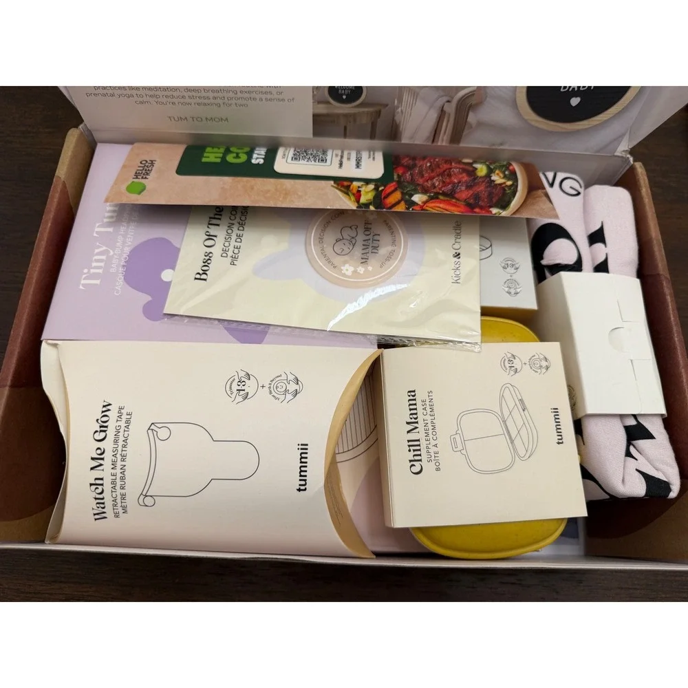 Tum To Mom Pregnancy Gift Set Kicks & Cradle Tummii Maternity Essentials Box